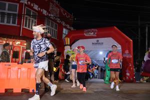 BIB: 
                            <button type="button" onclick="openModal(26224262)" class="btn btn-primary btn-sm float-right btn-popup" data-toggle="modal" data-target=".modal-high-quality">
                        <i class="fas fa-shopping-cart"></i> Add to Cart
                    </button>
                                            <button type="button" onclick="isThisMe(26224262, true)" class="btn btn-success btn-sm float-right btn-popup btn-isme hidden" data-toggle="tooltip" data-placement="bottom" title="นี่คือรูปของคุณใช่ไหม คลิกที่นี่เพื่อเอาเข้าอัลบั้ม">
                        <i class="fas fa-plus"></i> Add to album
                    </button>
                    <button type="button" onclick="isThisMe(26224262, false)" class="btn btn-warning btn-sm float-right btn-popup btn-isnotme hidden">
                        <i class="fas fa-ban"></i> Remove from album
                    </button>